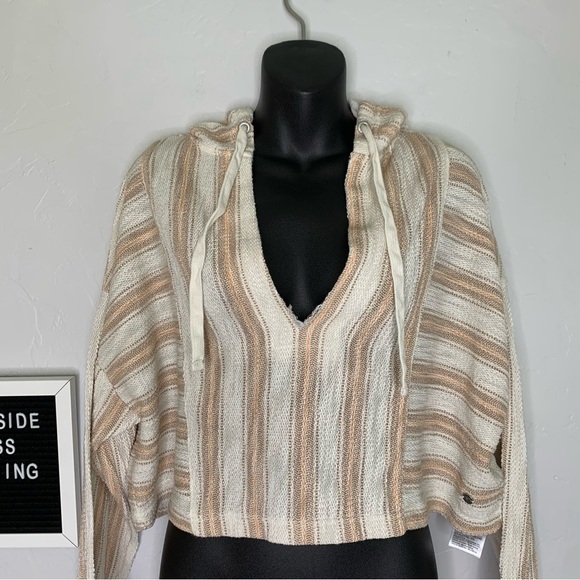 Roxy Striped Cropped Hooded Poncho Sweater Beige Cream Beachy Boho Size Small - Picture 2 of 12